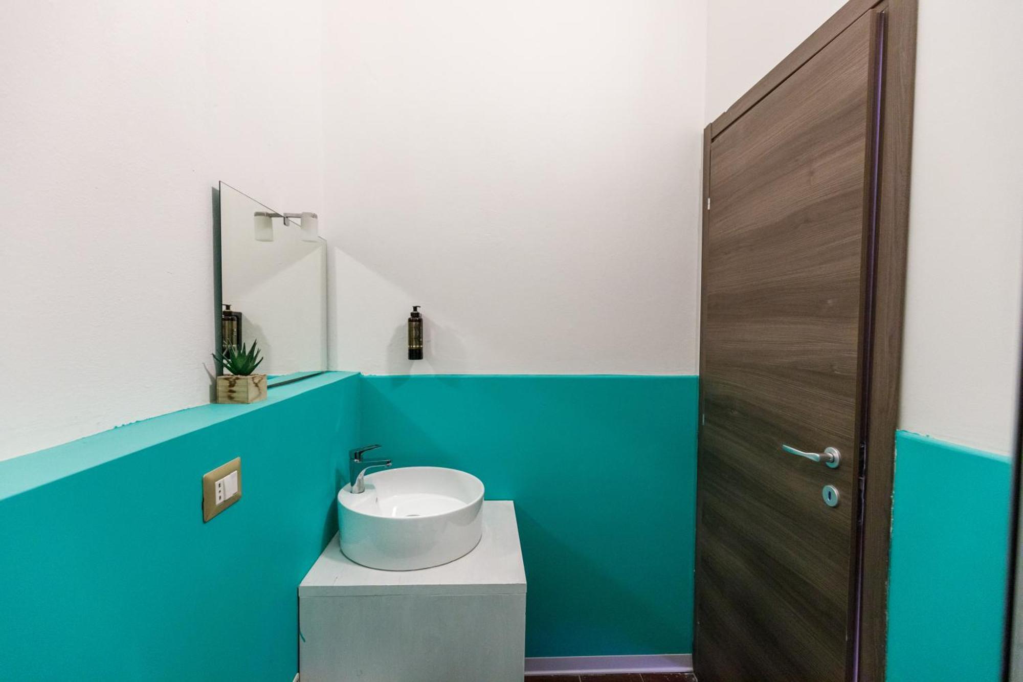 Onlyrooms III - Recommended For Under 30S Cagliari Room photo