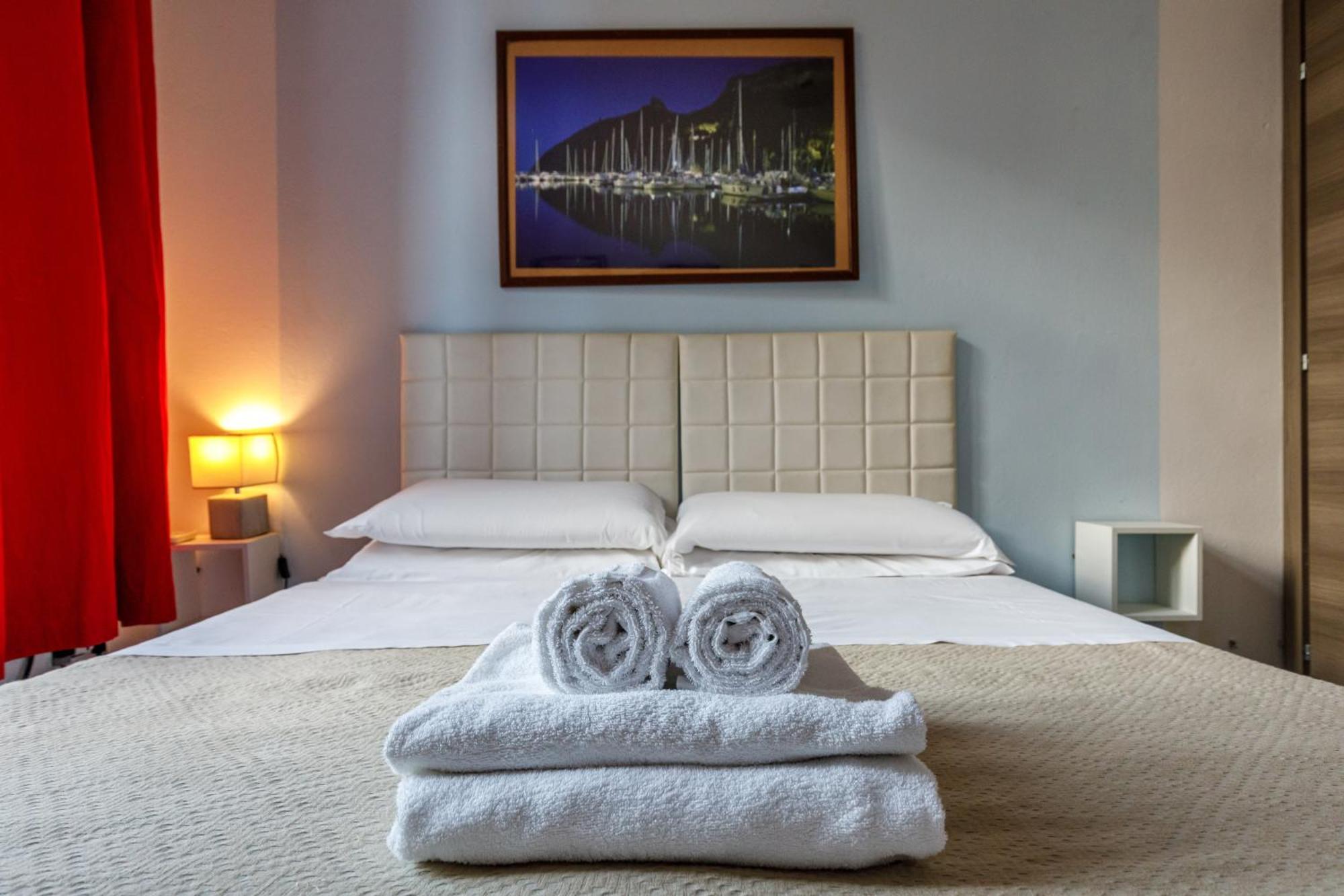 Onlyrooms III - Recommended For Under 30S Cagliari Exterior photo