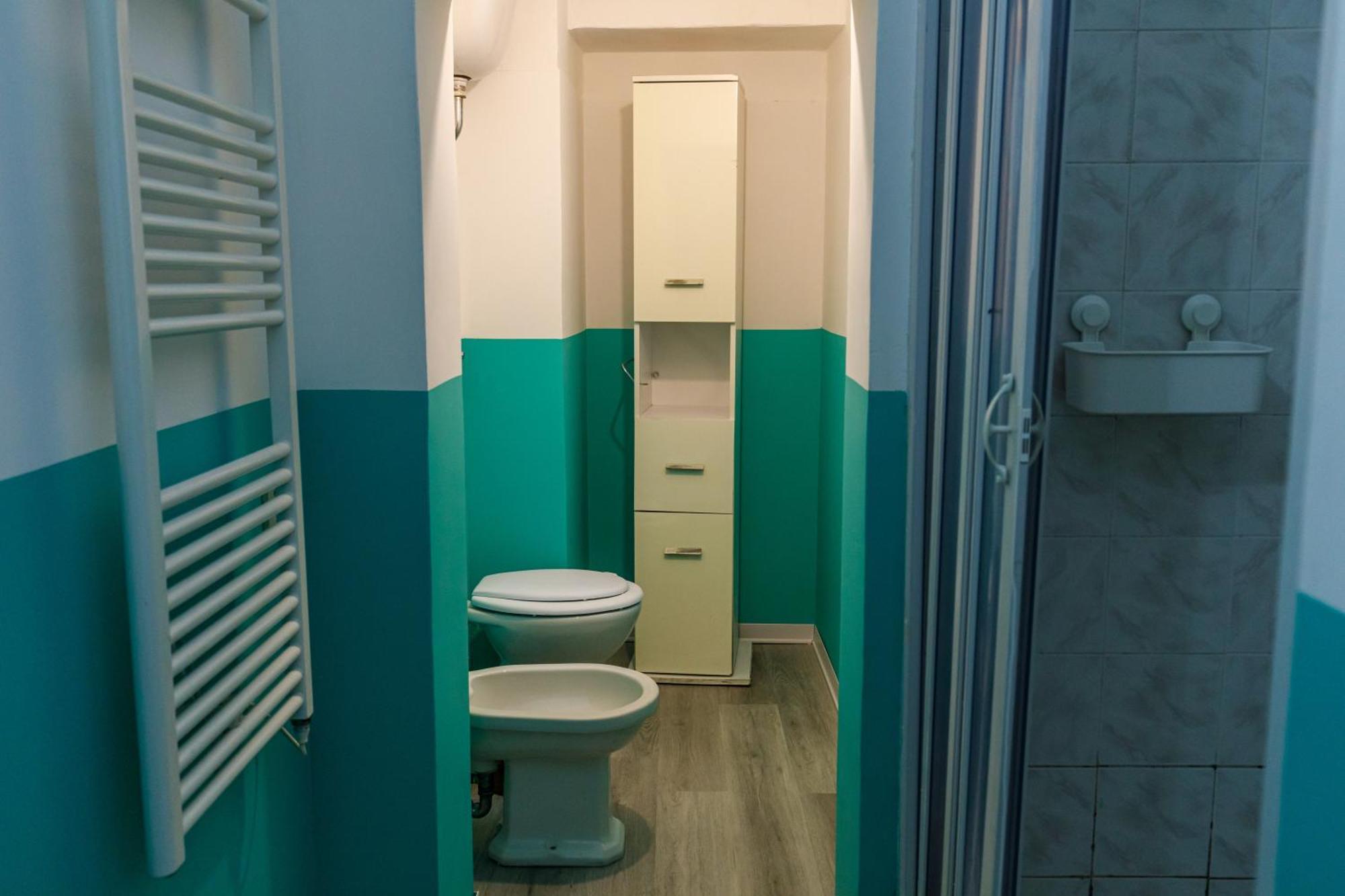 Onlyrooms III - Recommended For Under 30S Cagliari Room photo