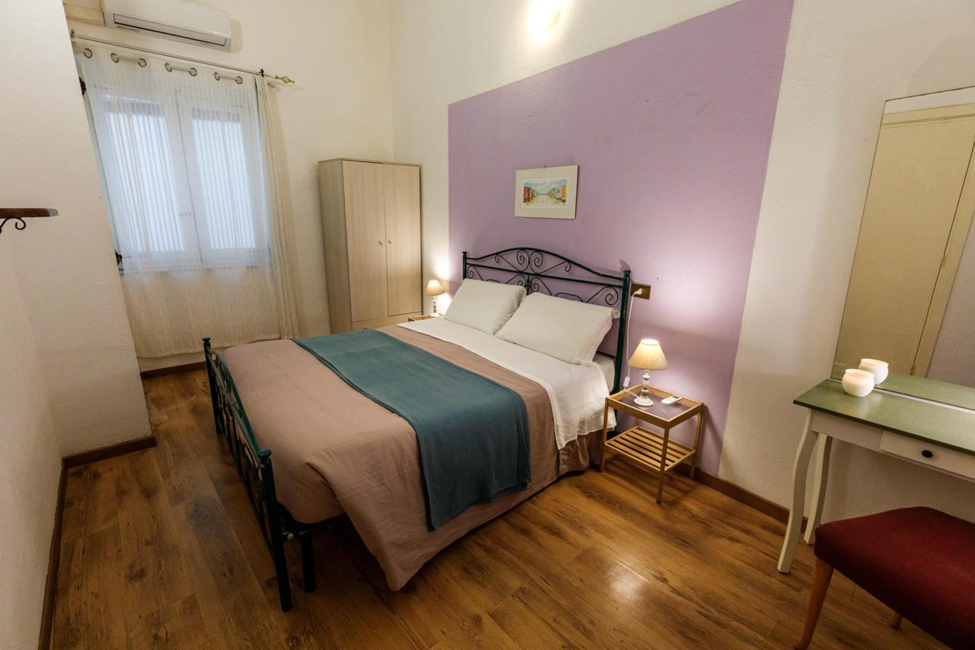 Onlyrooms III - Recommended For Under 30S Cagliari Exterior photo