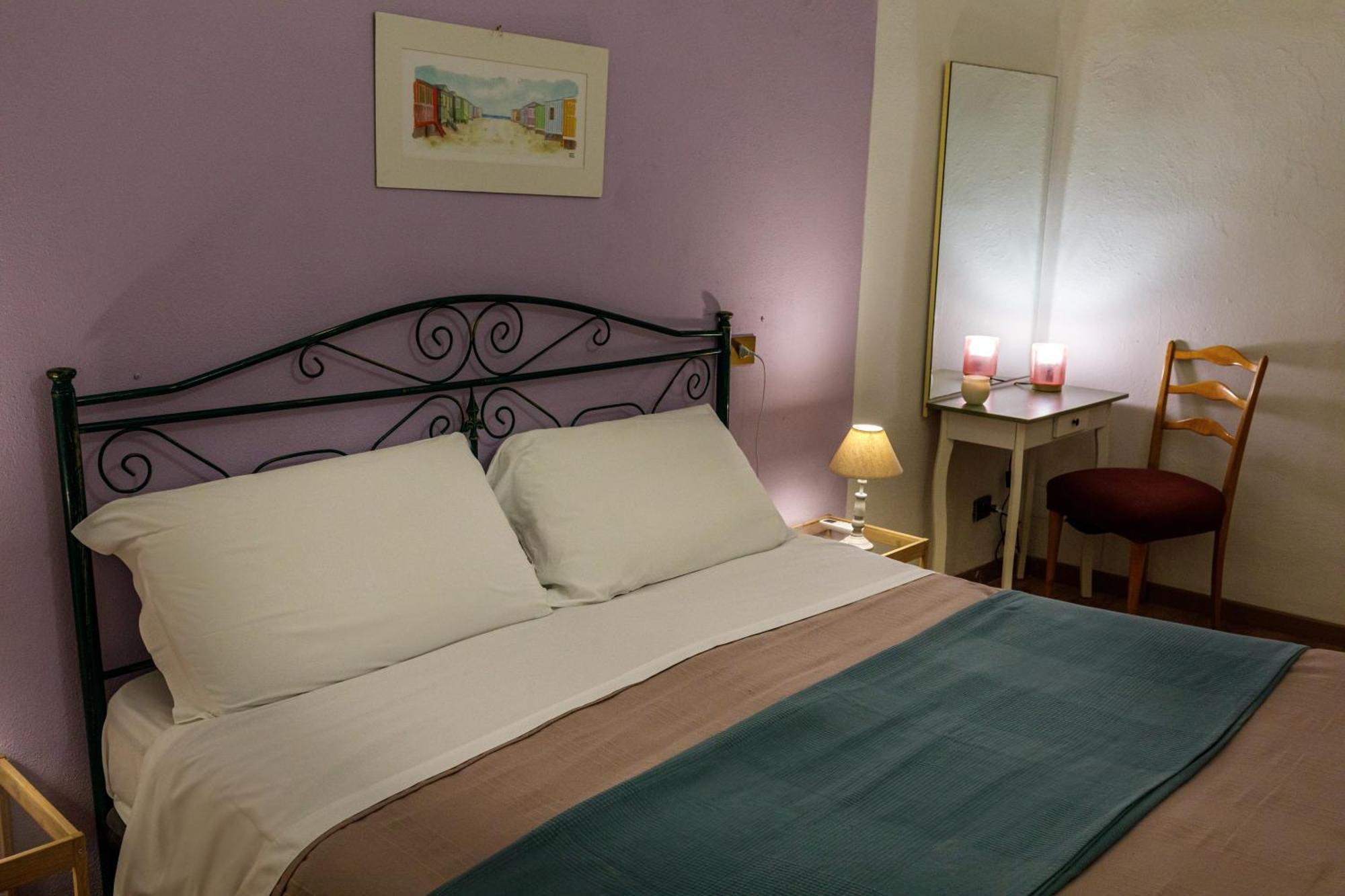 Onlyrooms III - Recommended For Under 30S Cagliari Room photo