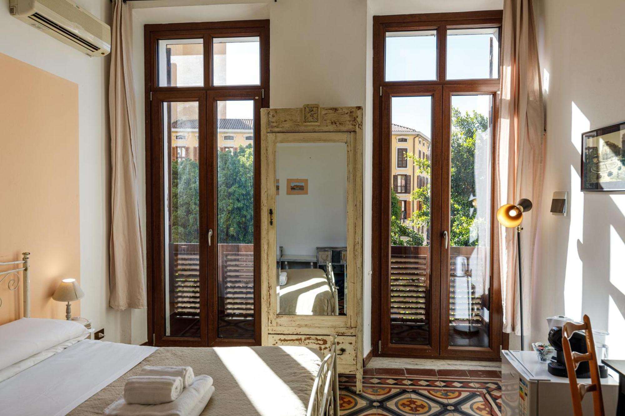 Onlyrooms III - Recommended For Under 30S Cagliari Exterior photo