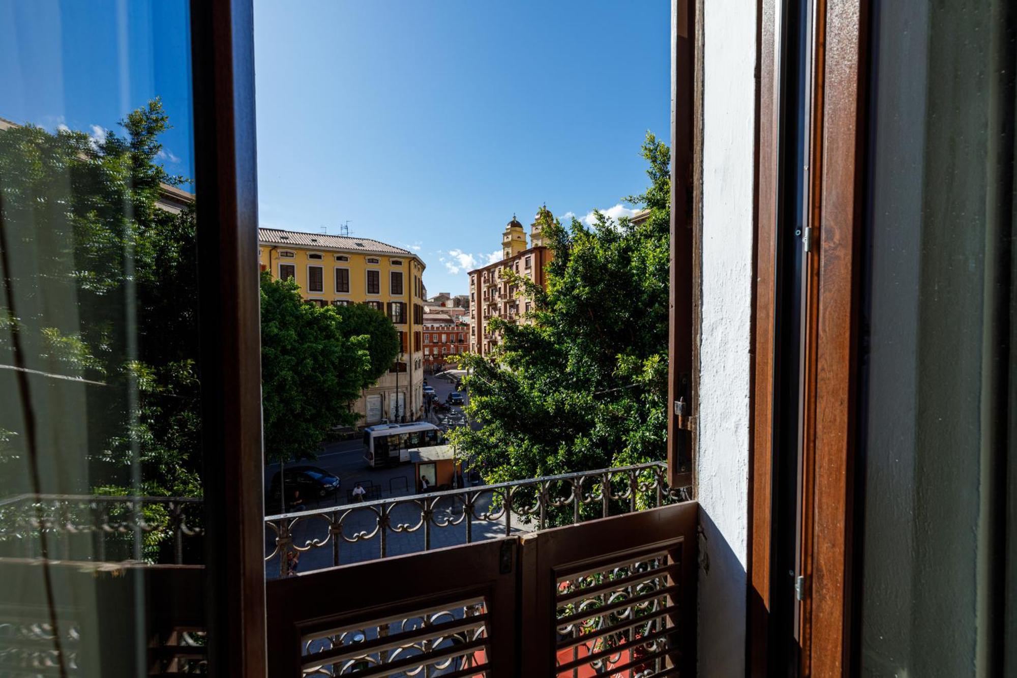 Onlyrooms III - Recommended For Under 30S Cagliari Exterior photo