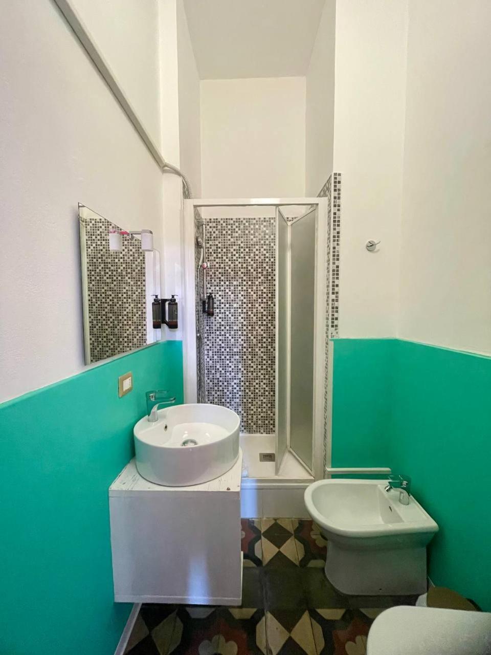 Onlyrooms III - Recommended For Under 30S Cagliari Exterior photo